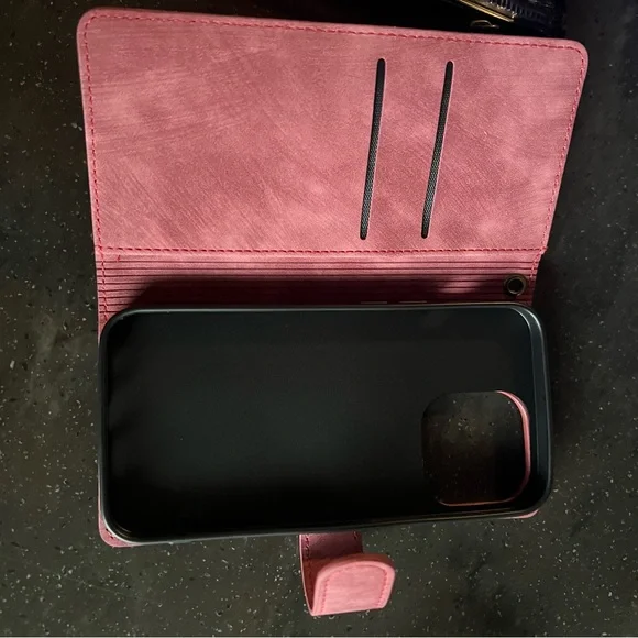 iPhone 13 Pro Case - Picture 3 of 7